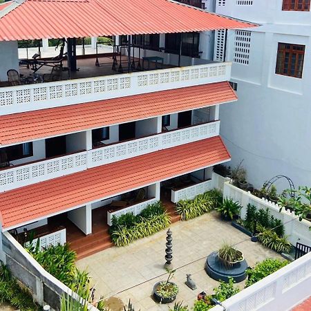 Buddha Beach Hotel Ковалам Экстерьер фото