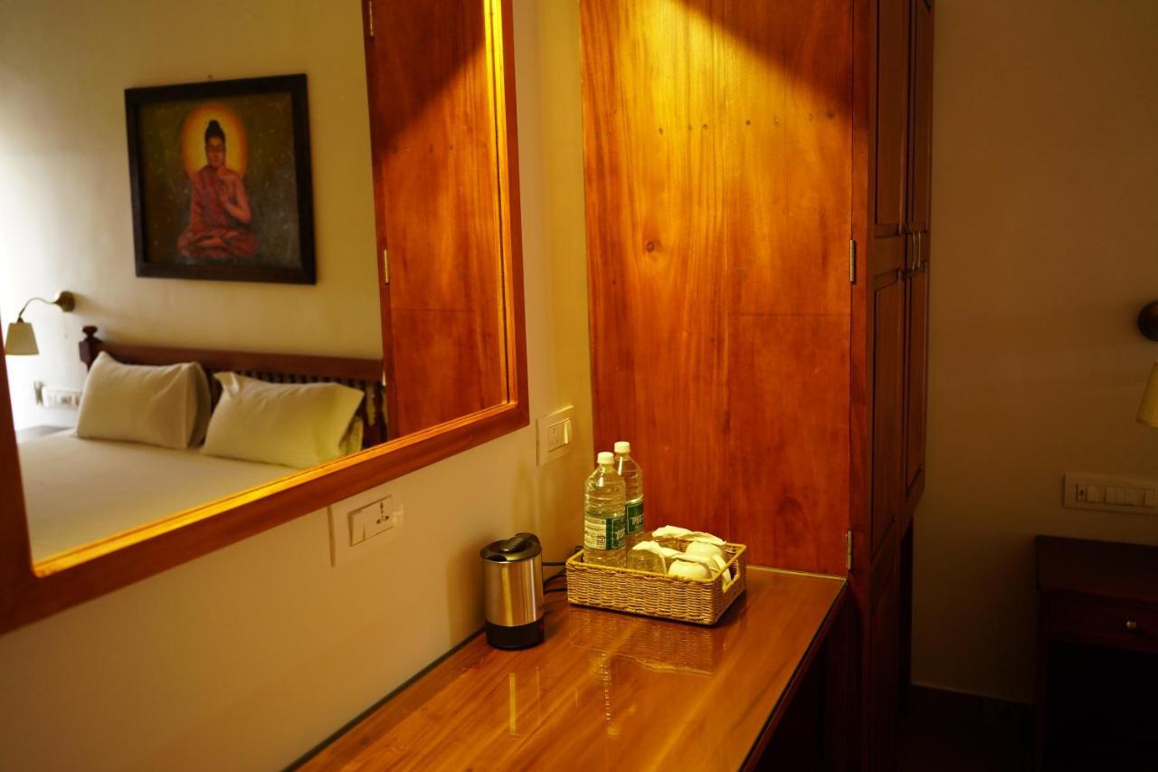 Buddha Beach Hotel Ковалам Экстерьер фото