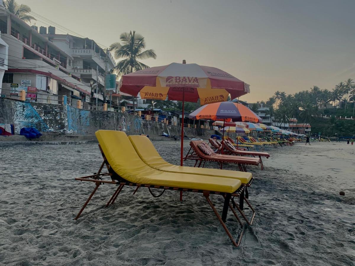 Buddha Beach Hotel Ковалам Экстерьер фото
