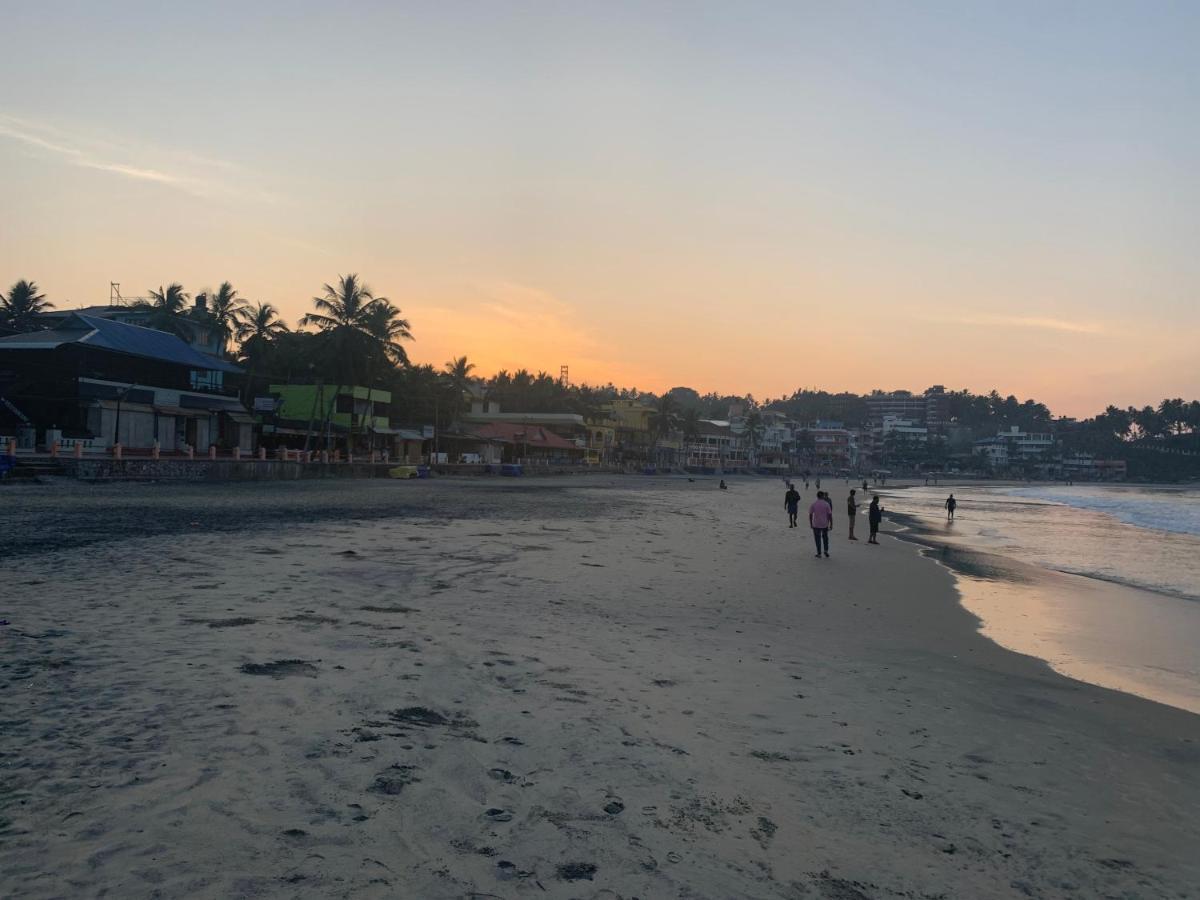 Buddha Beach Hotel Ковалам Экстерьер фото